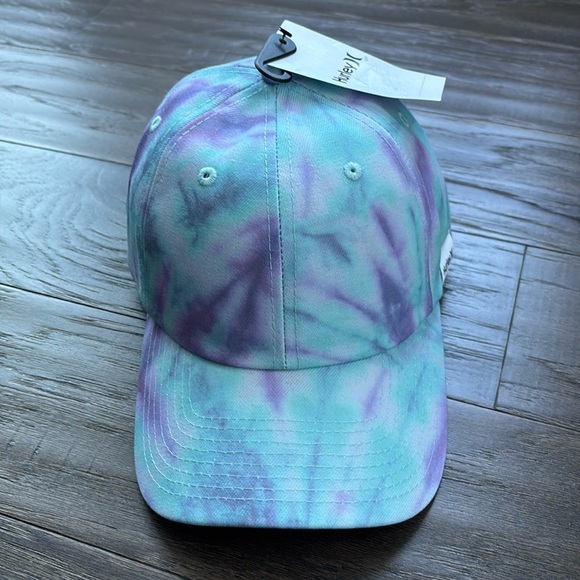 Hurley Accessories - Hurley Pastel Tie dye,snap back hat, cap,sun protection, sporty, OSFM